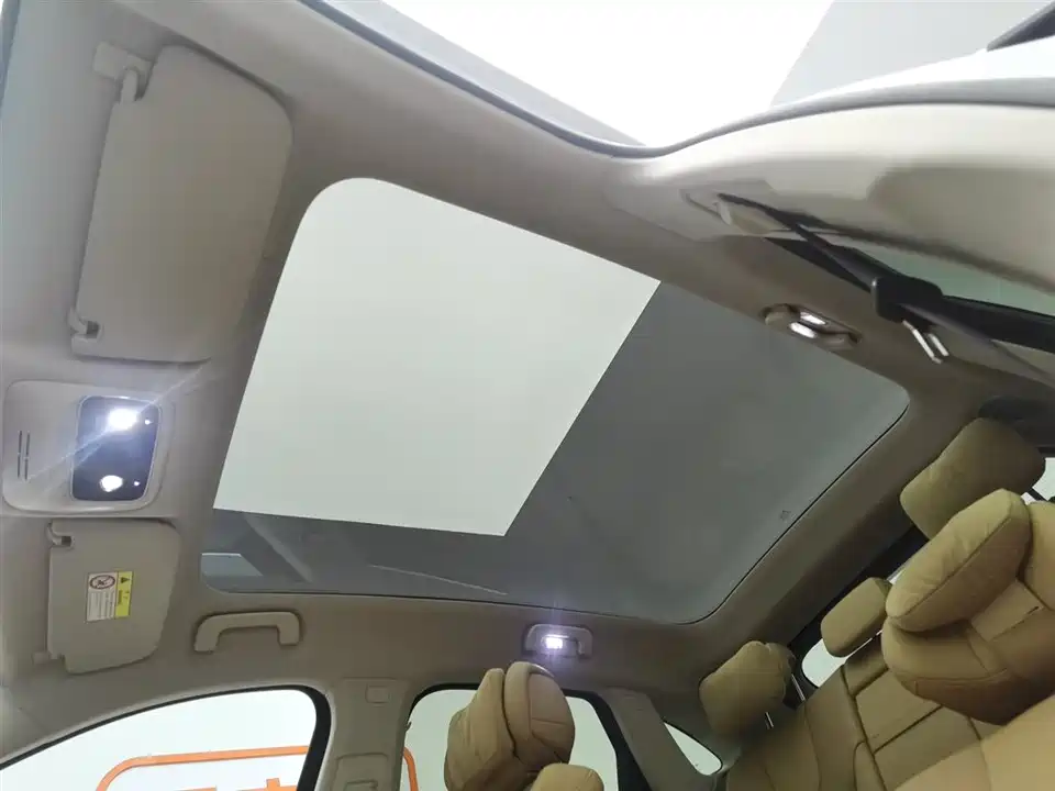 AITO Ask the world M5