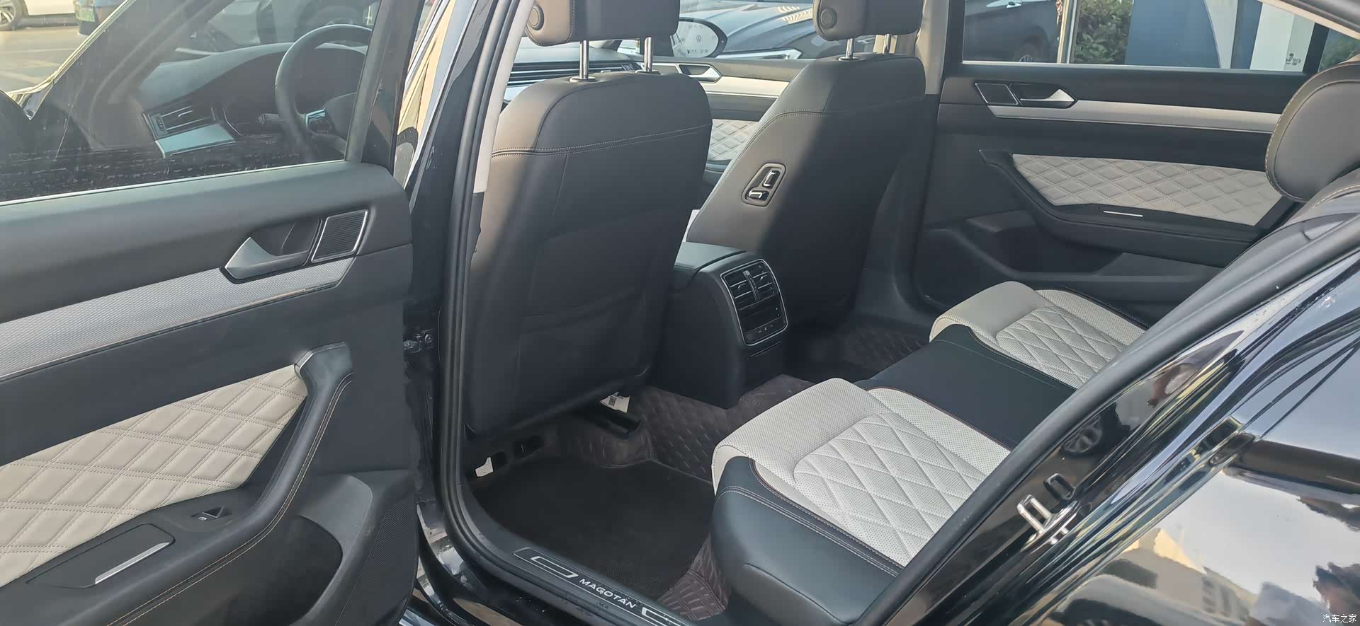 Volkswagen Magotan, 2024 8