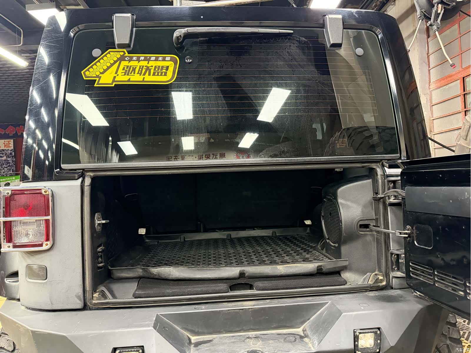 Jeep Wrangler, 2012 28