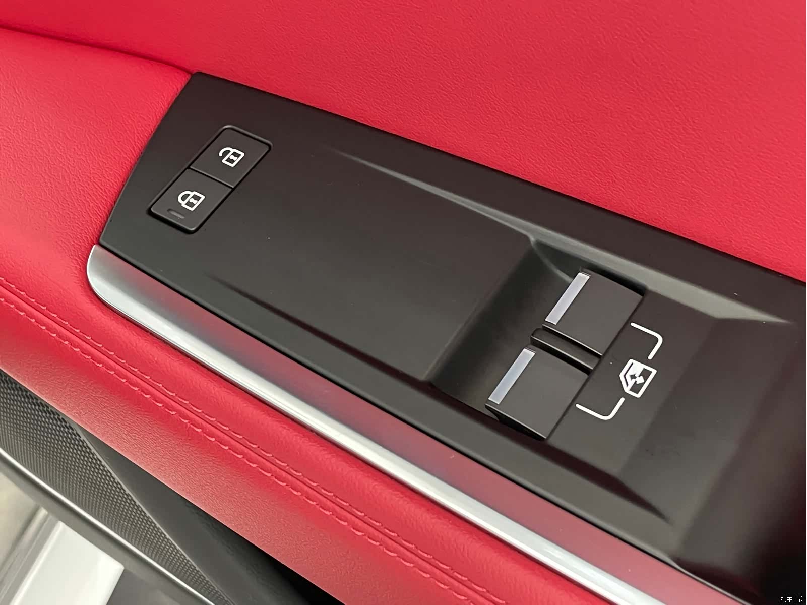 Land Rover XEL, 2022 20