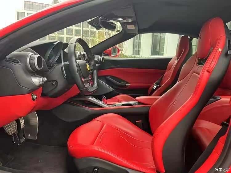 Ferrari Portofino, 2019 4