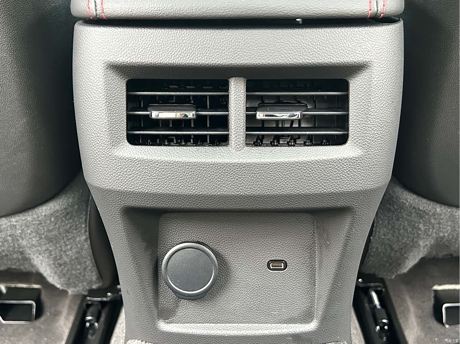 Cadillac CT5, 2025 31