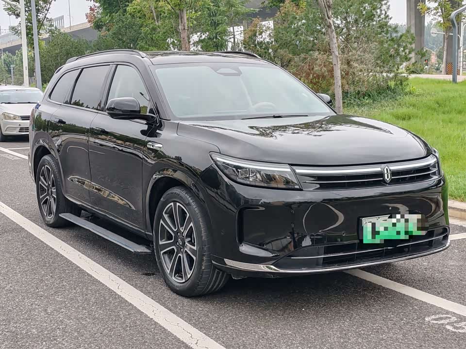 AITO Ask the world M7