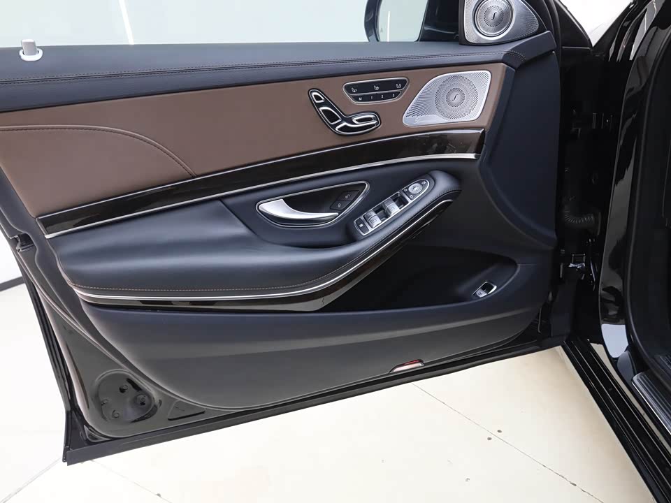 Mercedes-Benz Maybach S-class