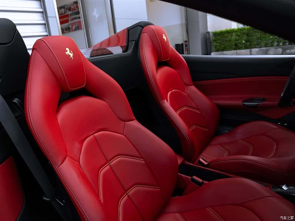 Ferrari 488, 2018 6