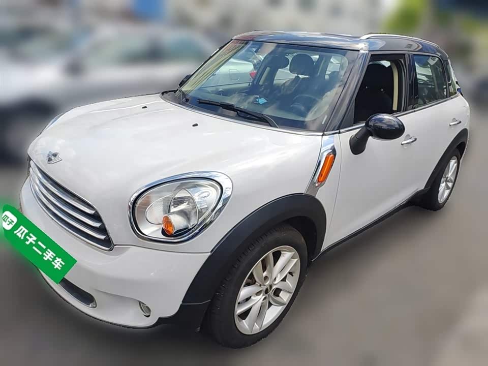 MINI COUNTRYMAN