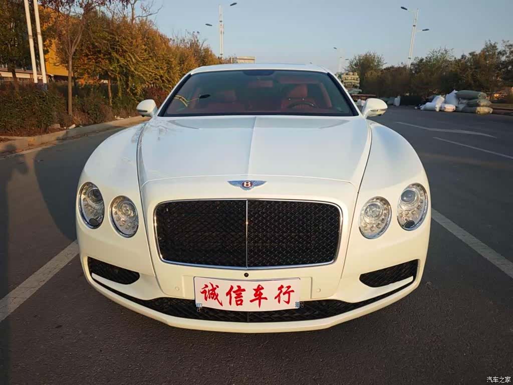 Bentley Flying Spur, 2018 2
