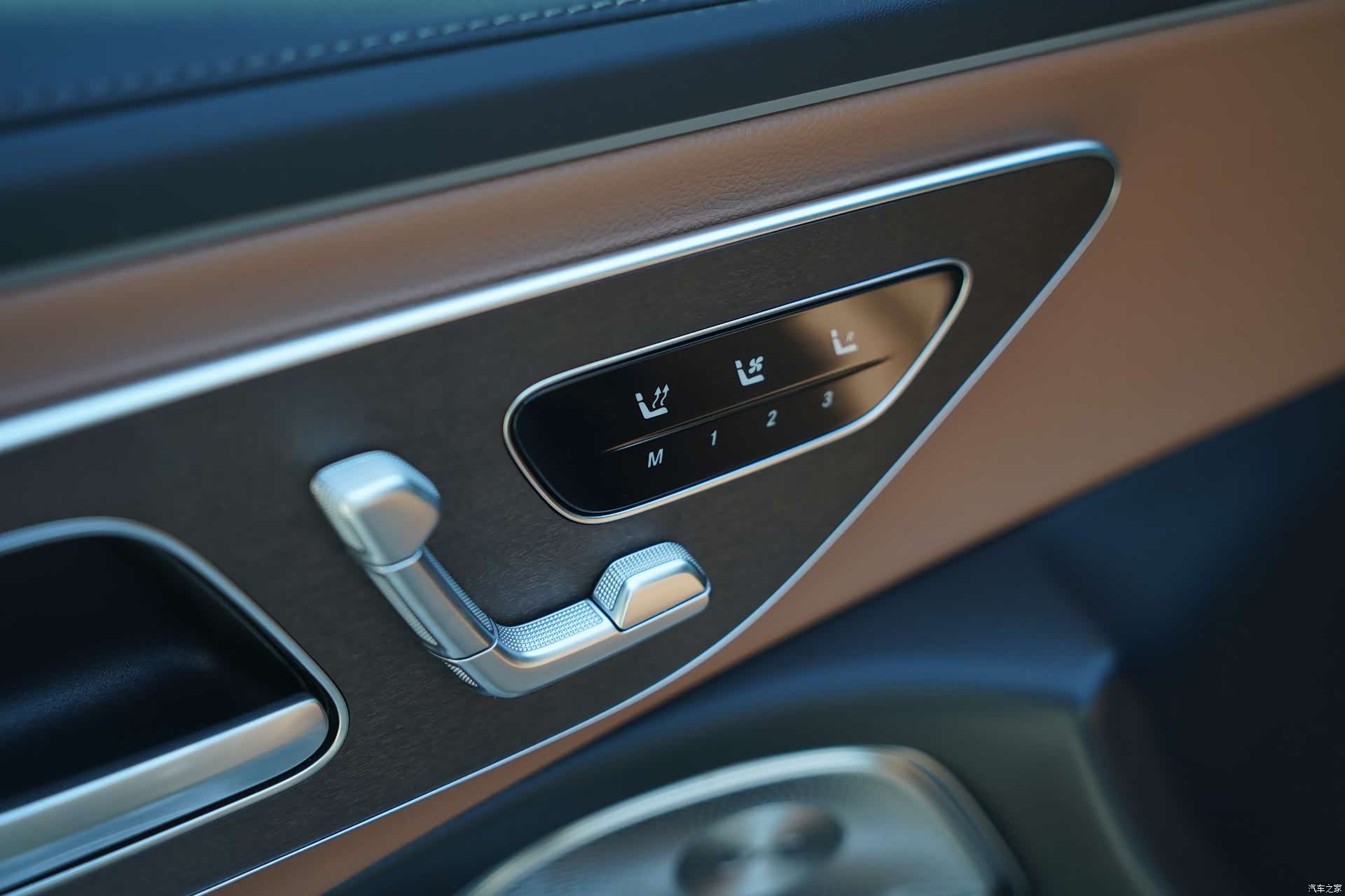 Mercedes-Benz E-Class, 2024 16