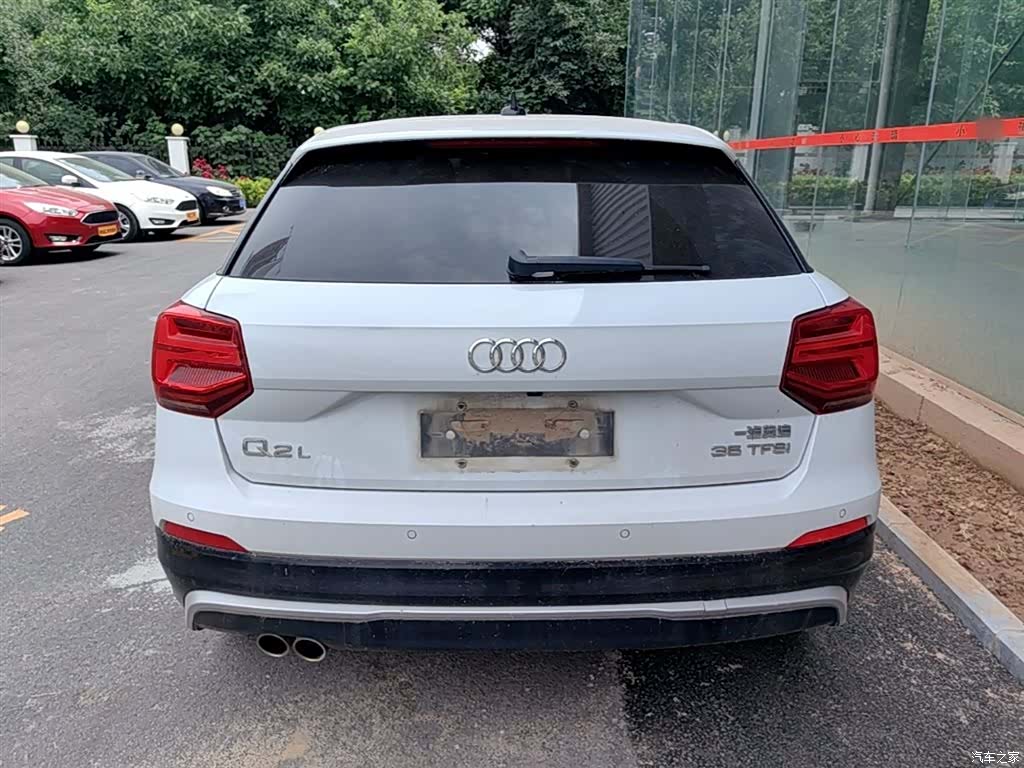 Audi Q2L, 2020 6