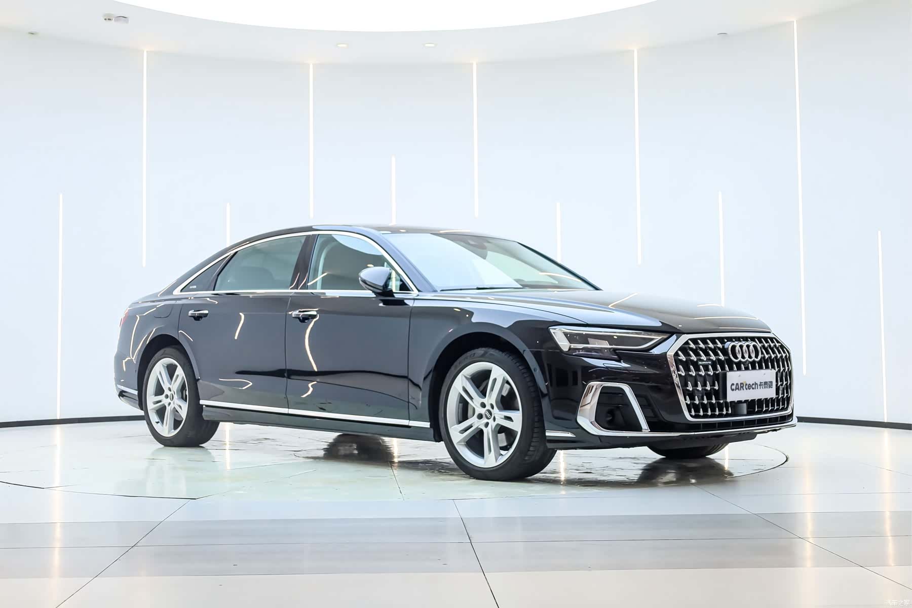 Audi A8L, 2023 4