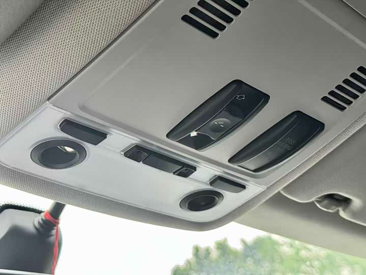 BMW X1 2013 sDrive18i yun dong she ji tao zhuang