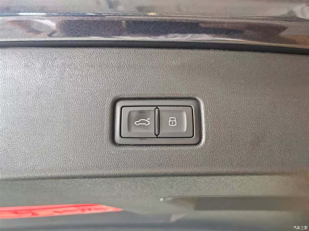 Audi Q4 e-tron, 2023 6