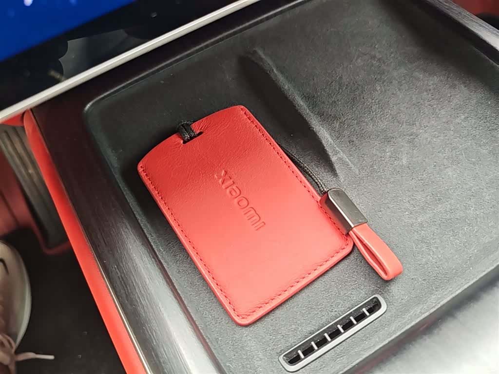 Xiaomi SU7, 2025 9