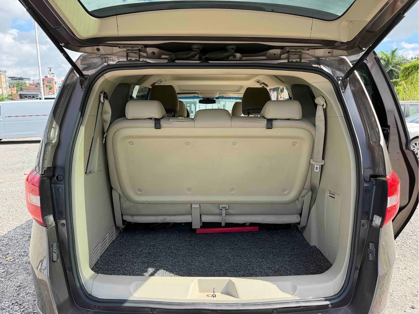 Buick GL8, 2017 14