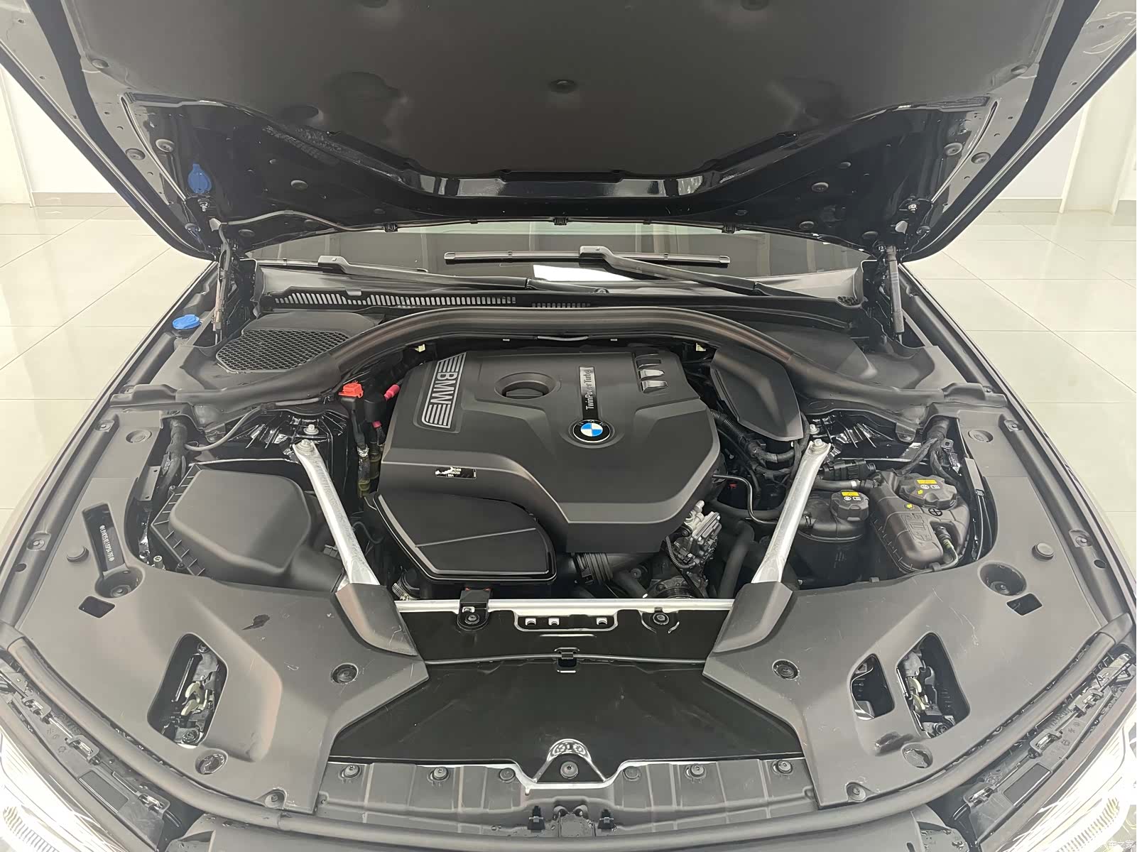 BMW 5 Series, 2018 21