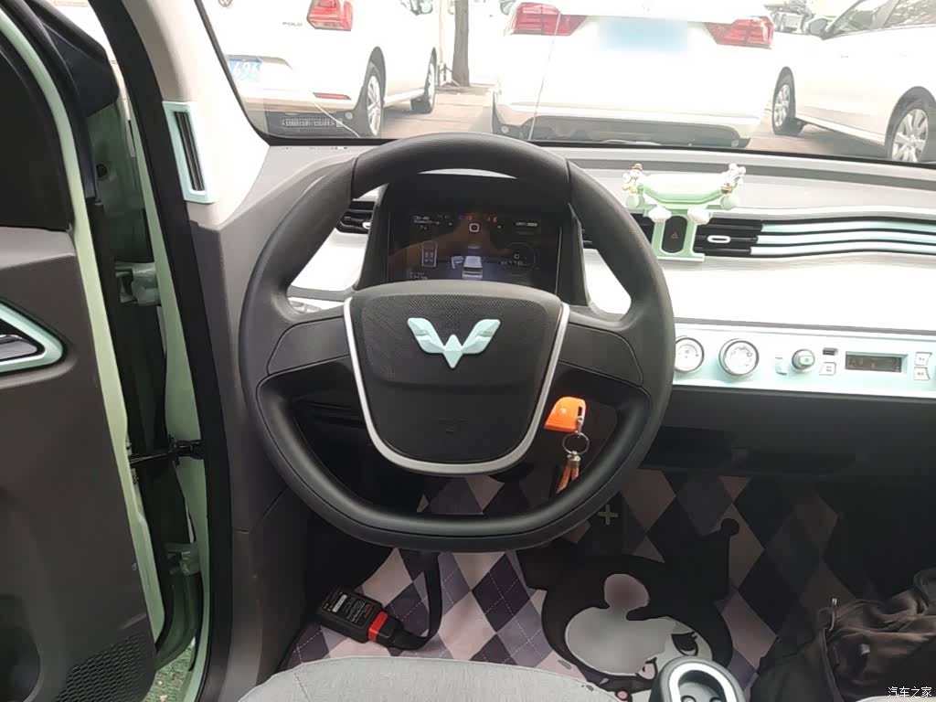 Wuling MINIEV, 2021 11