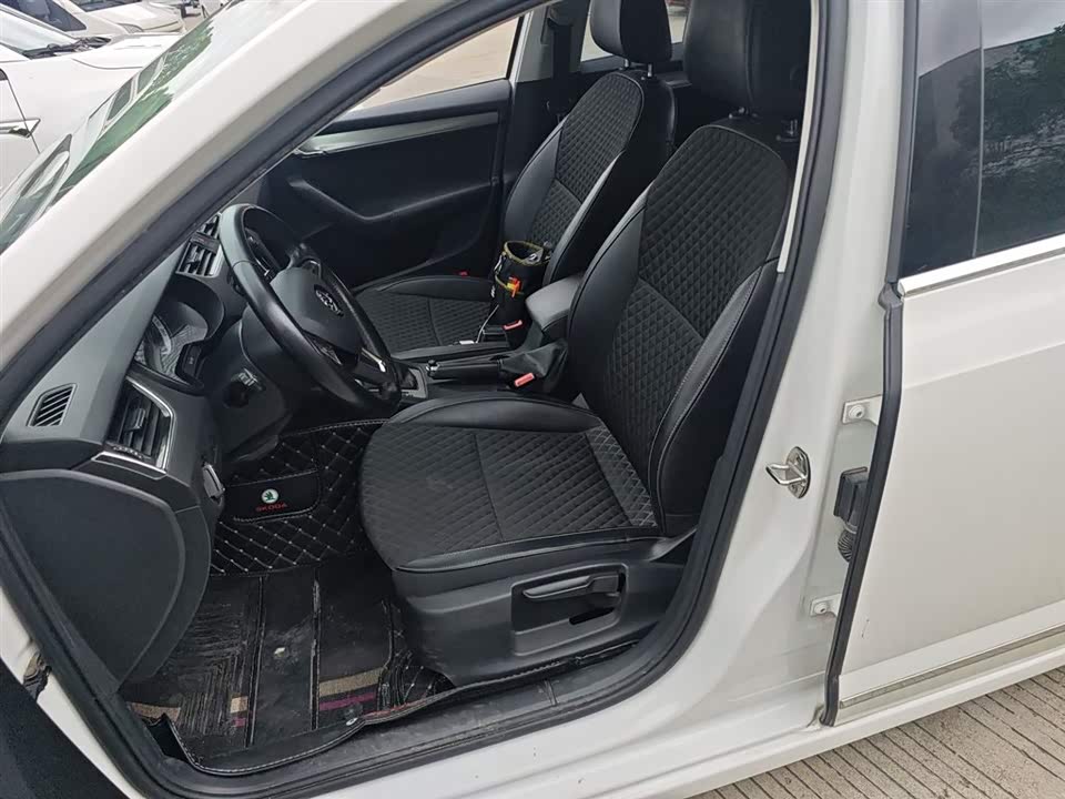 Skoda Octavia Skoda Octavia