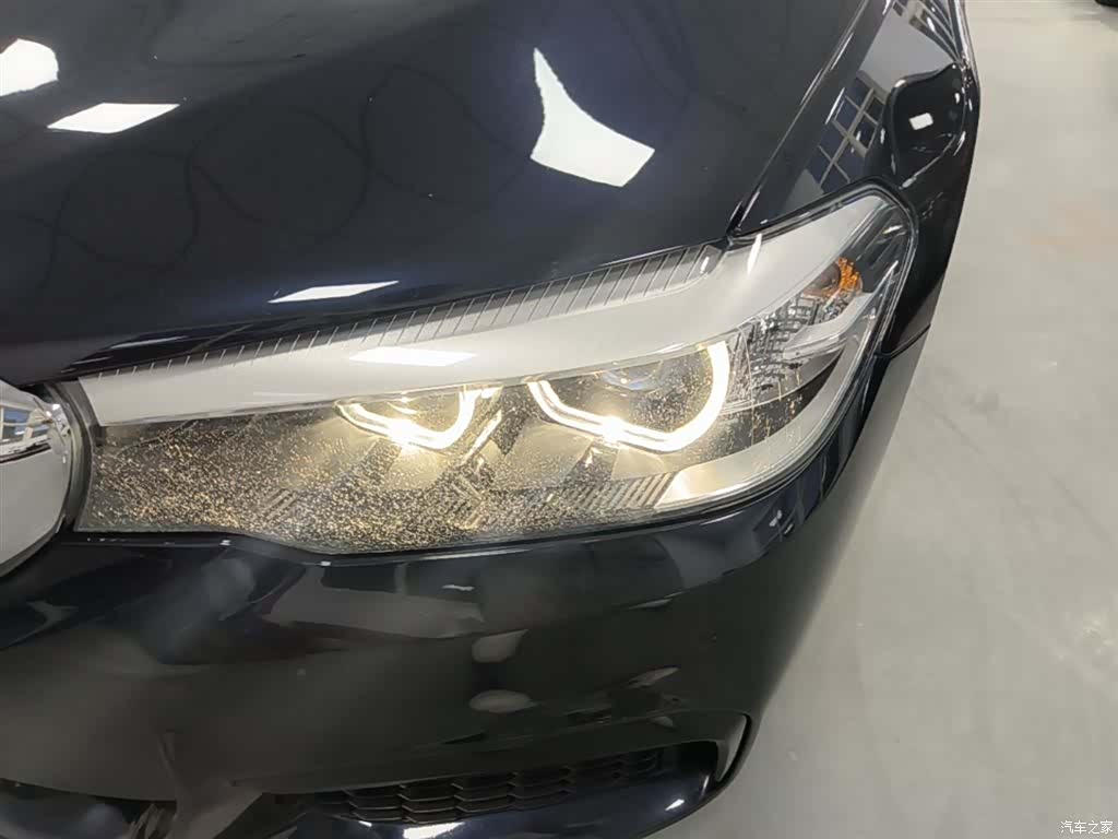 BMW 5 Series, 2018 24