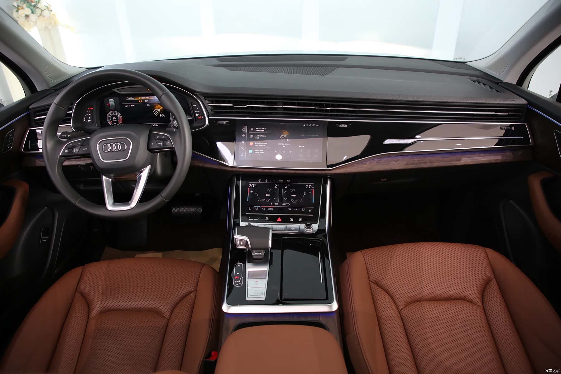 Audi Q7, 2022 8