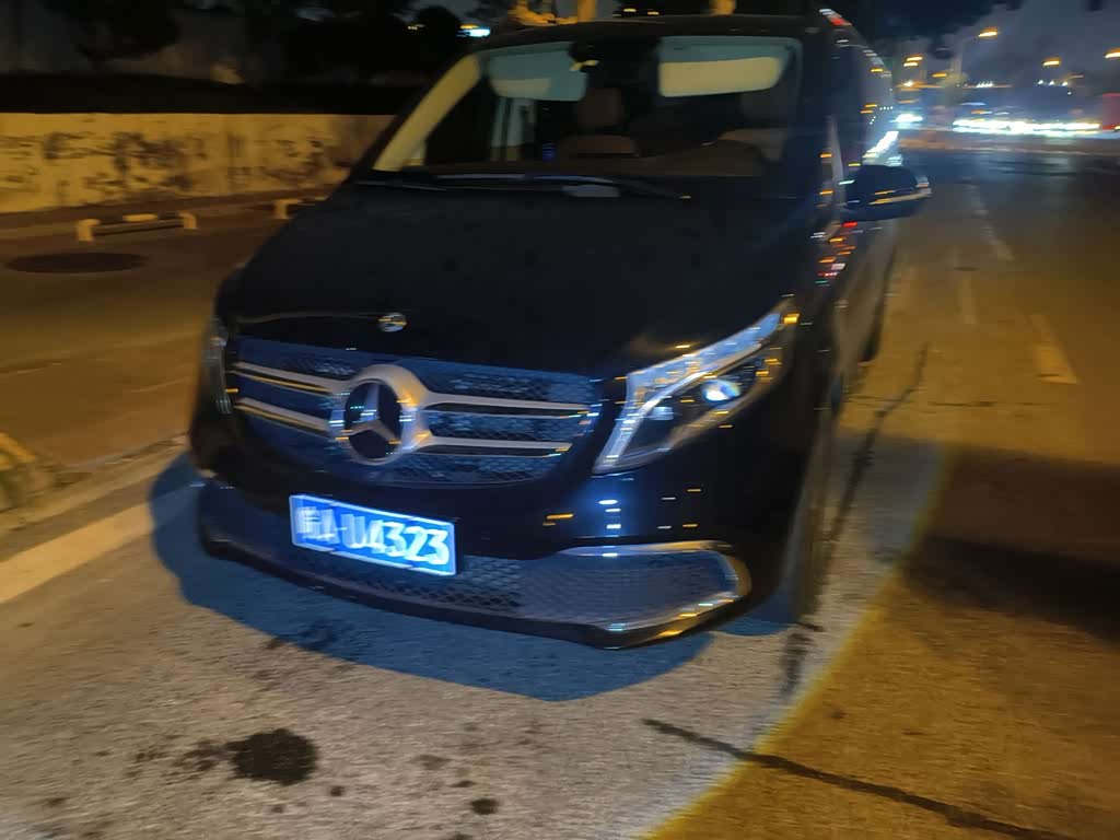 Mercedes-Benz V-Class