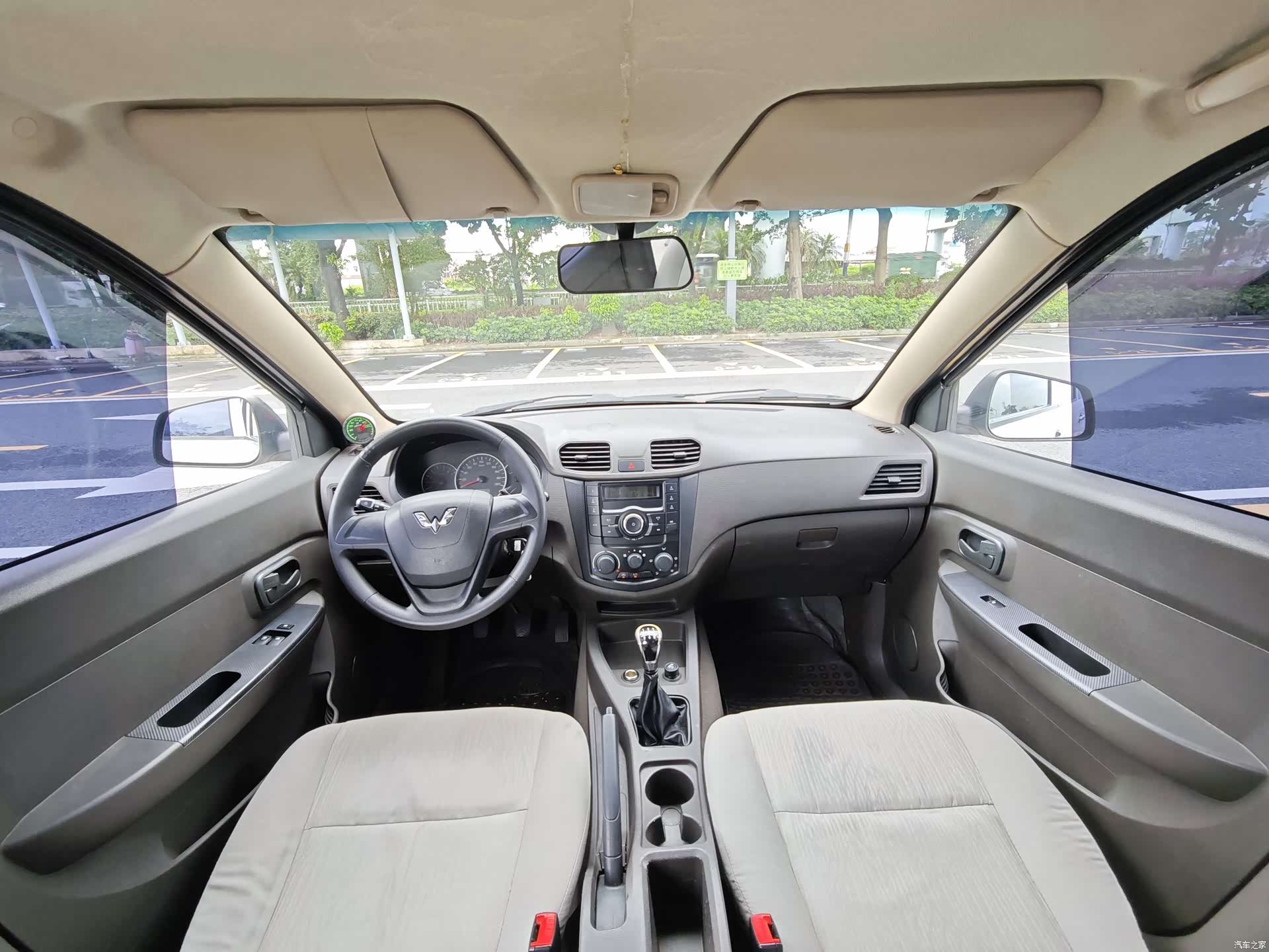 Wuling Hongguang, 2017 14