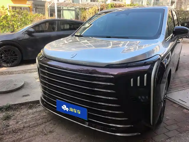 Forthing Starlight V9 2025 — купить из Китая под заказ