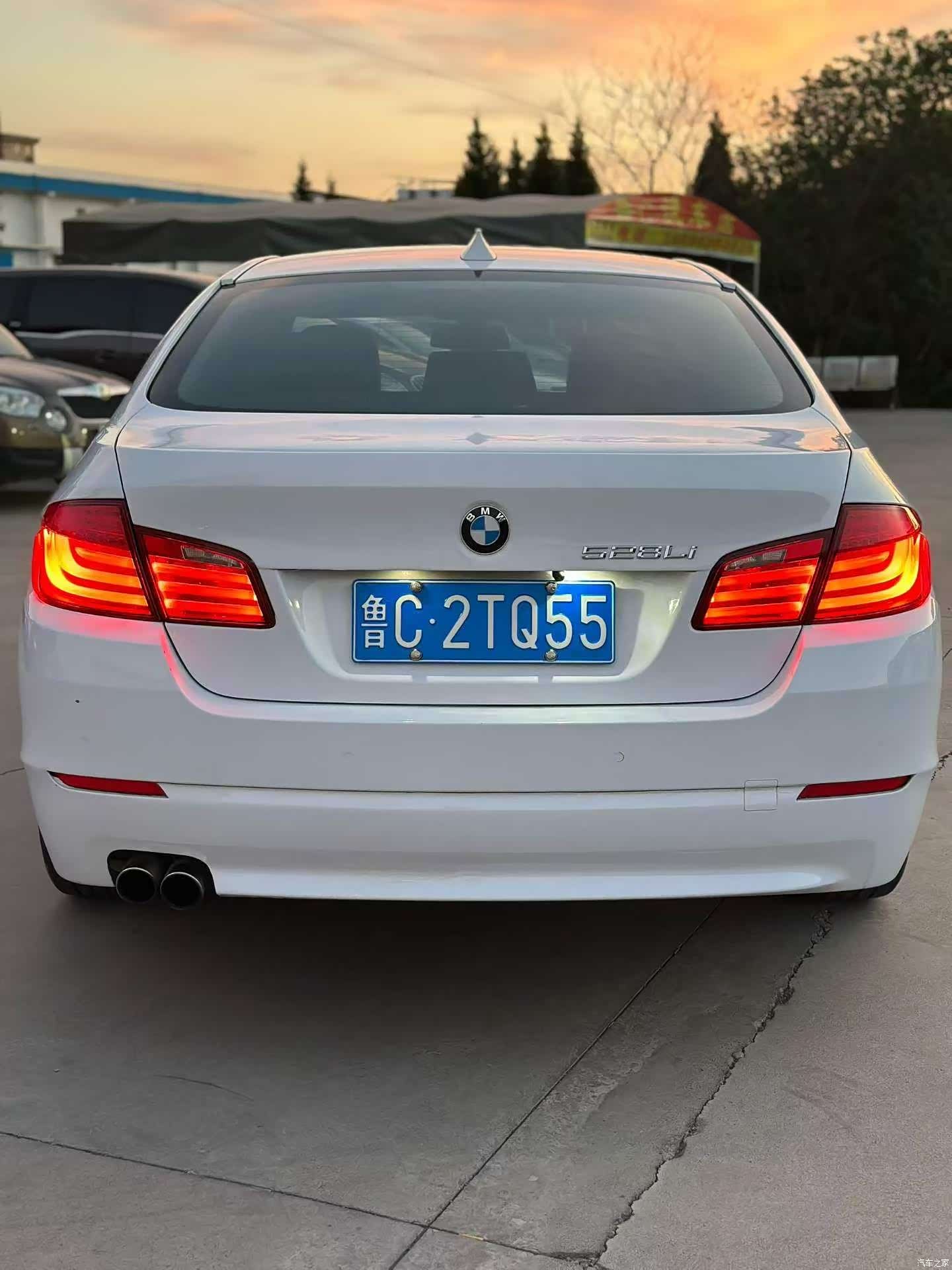 BMW 5 Series, 2011 4
