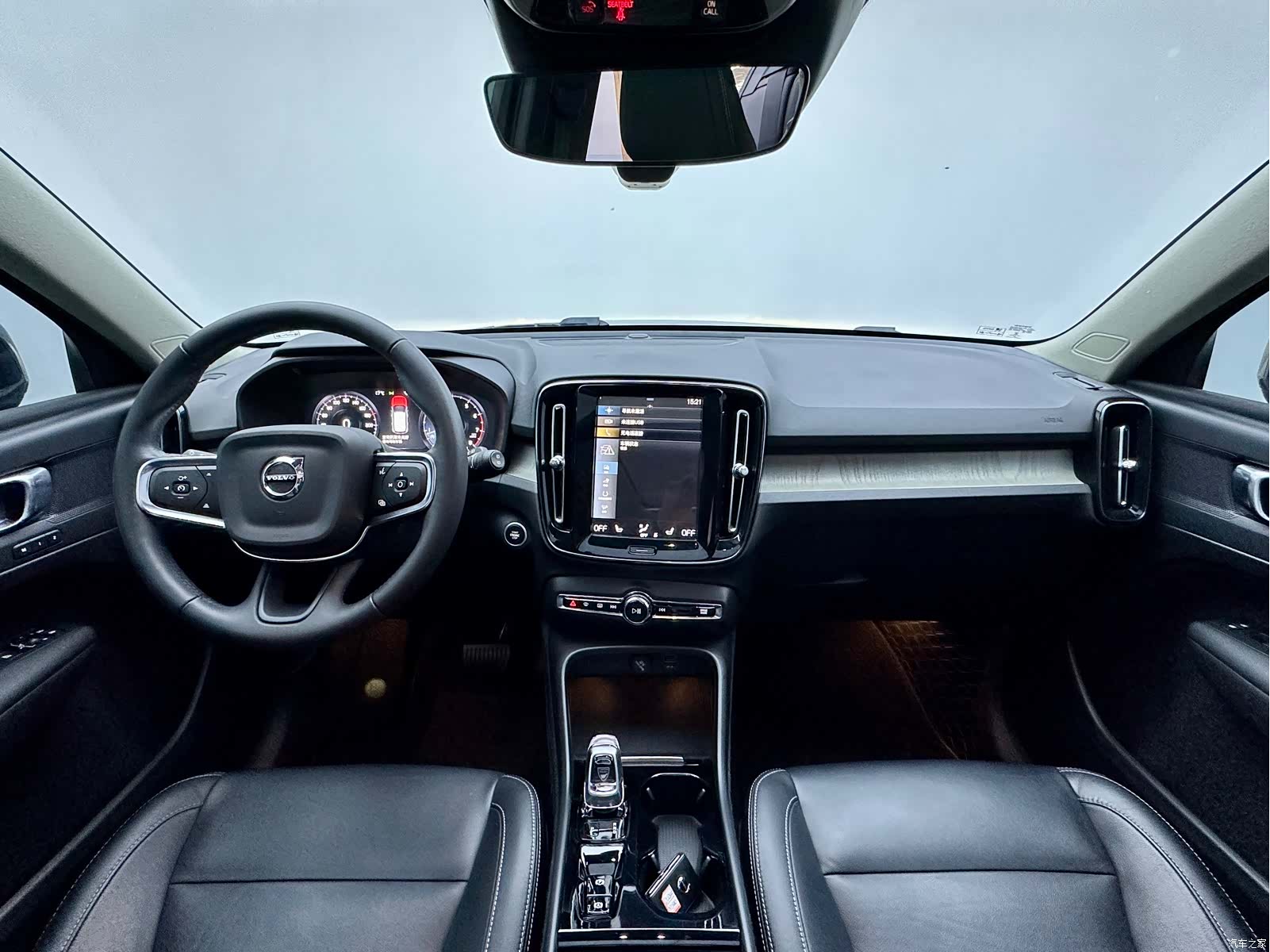 Volvo XC40, 2021 6
