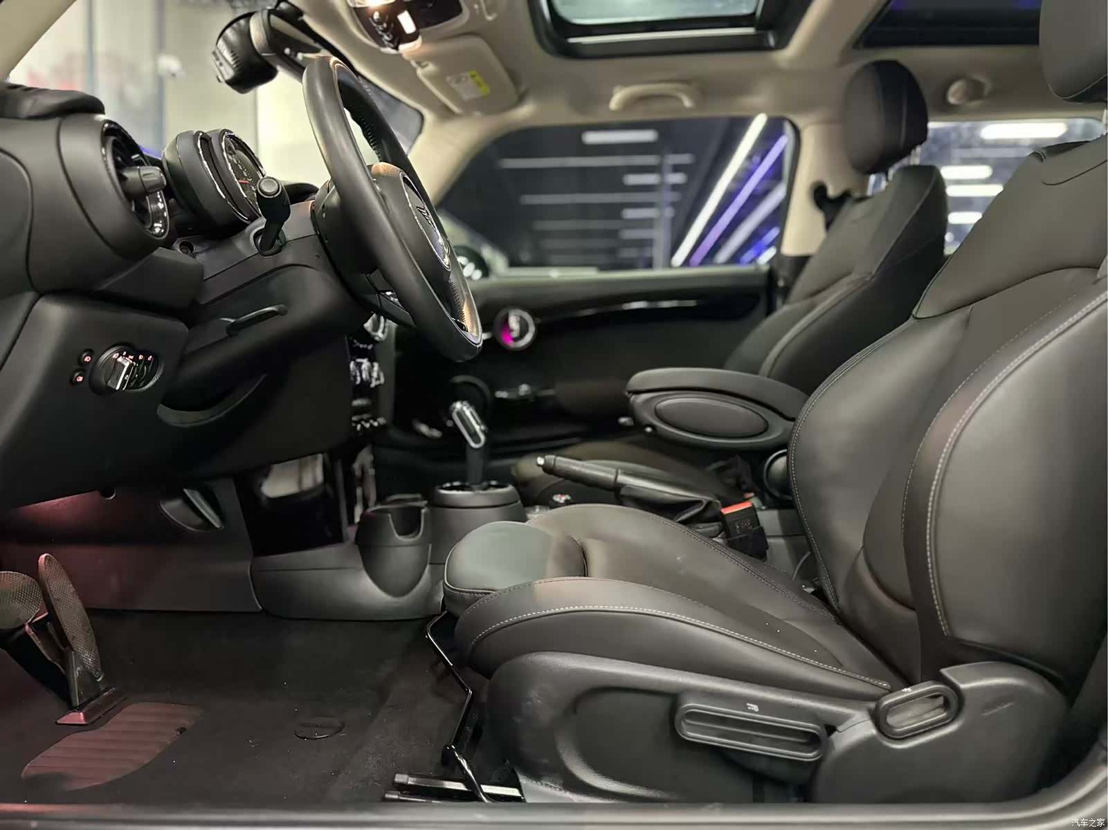 Mini Cooper, 2020 13