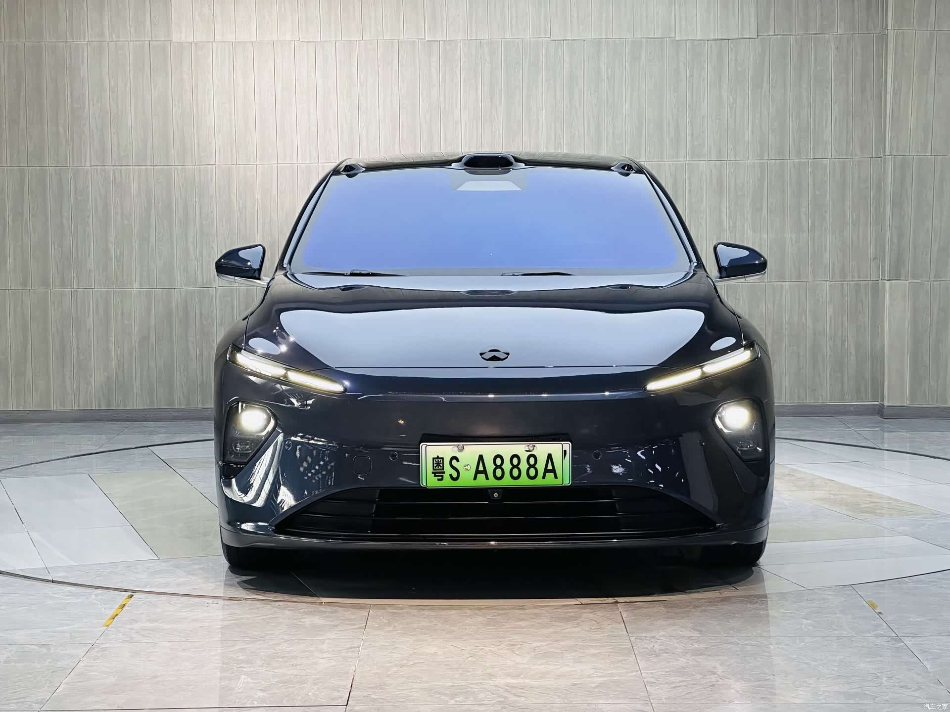 NIO ET7, 2023 все фото