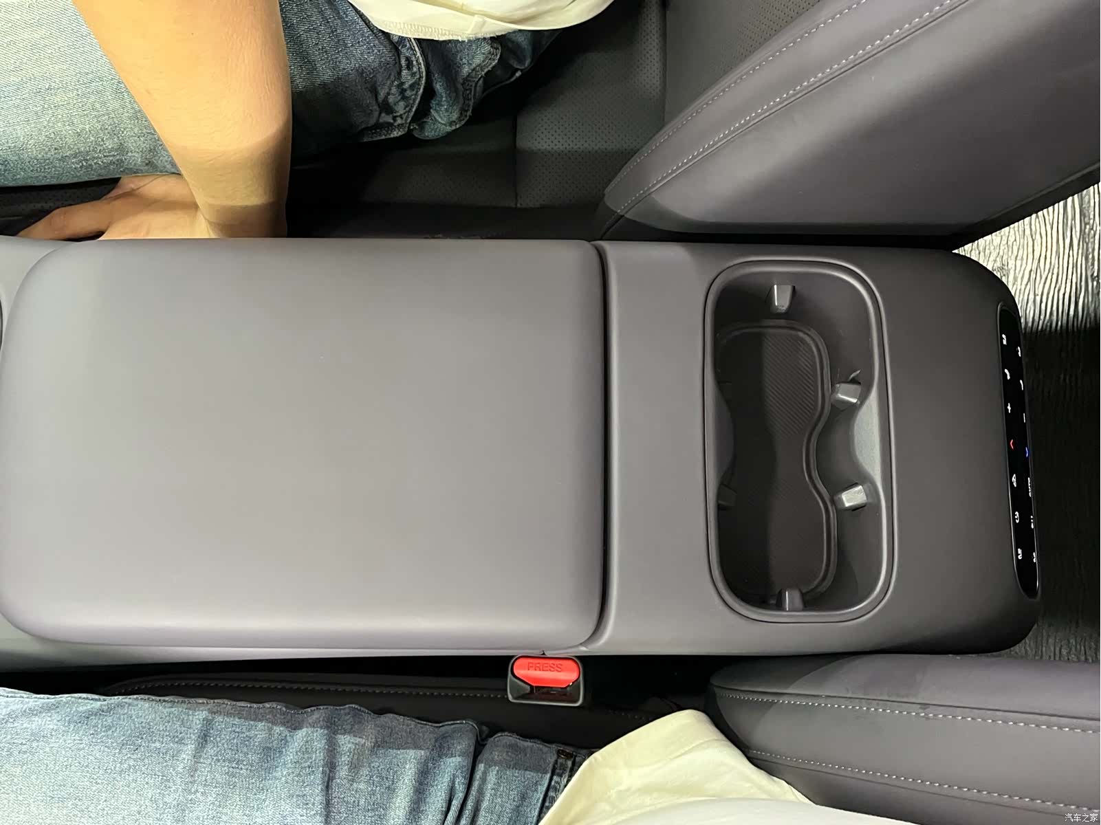 Leapmotor C16, 2025 13