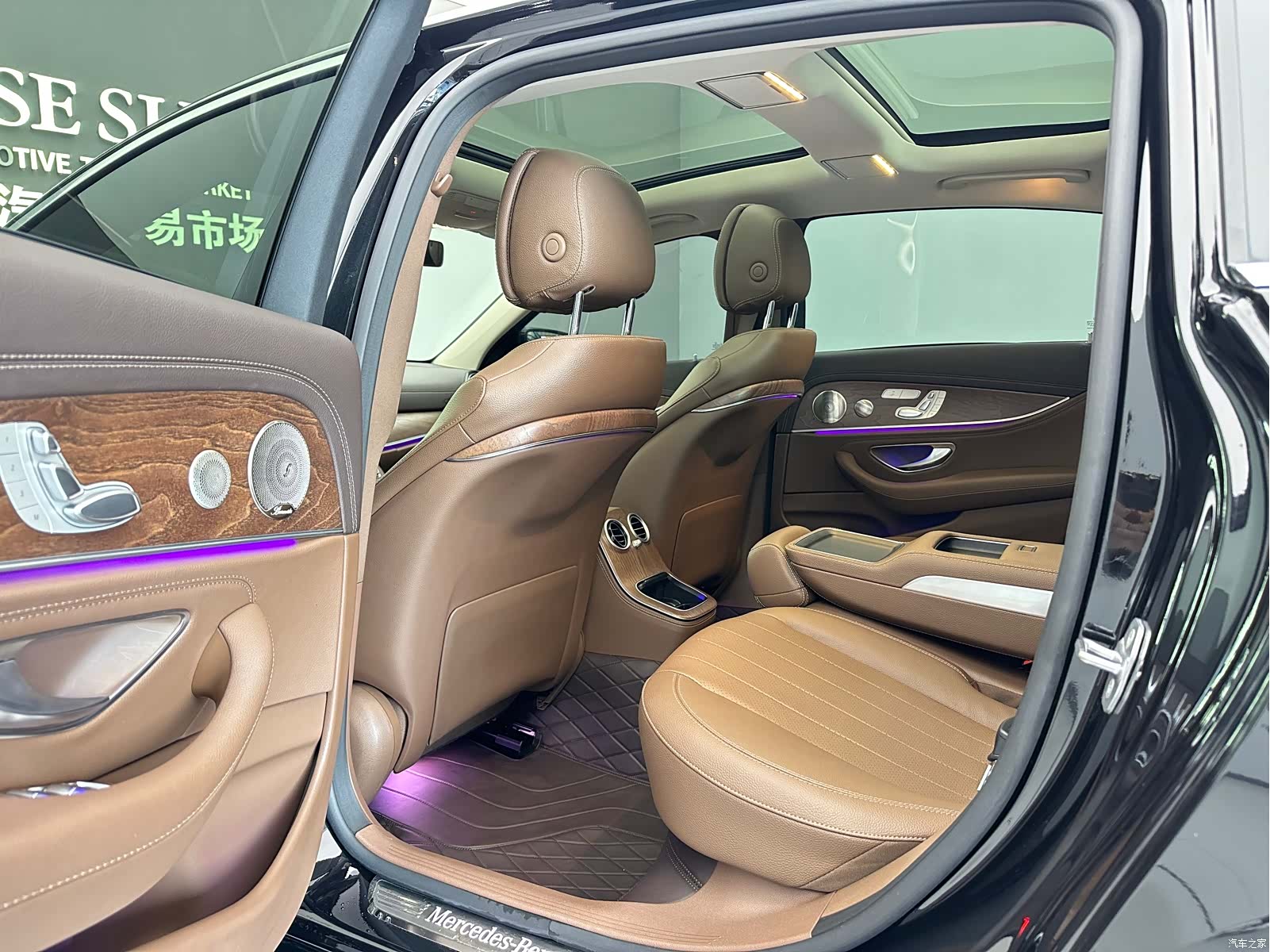Mercedes-Benz E-Class, 2023 6