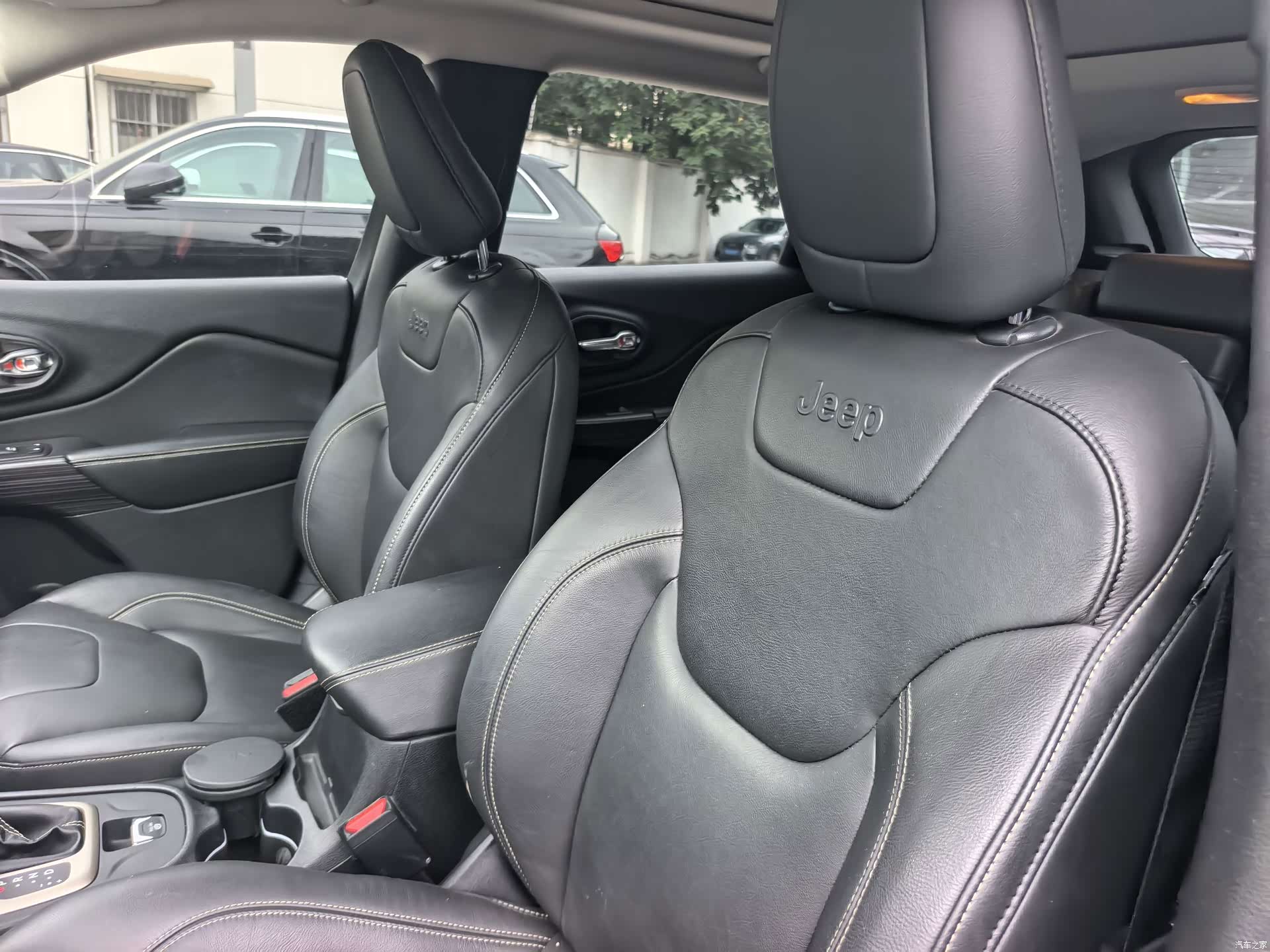 Jeep Cherokee, 2018 20