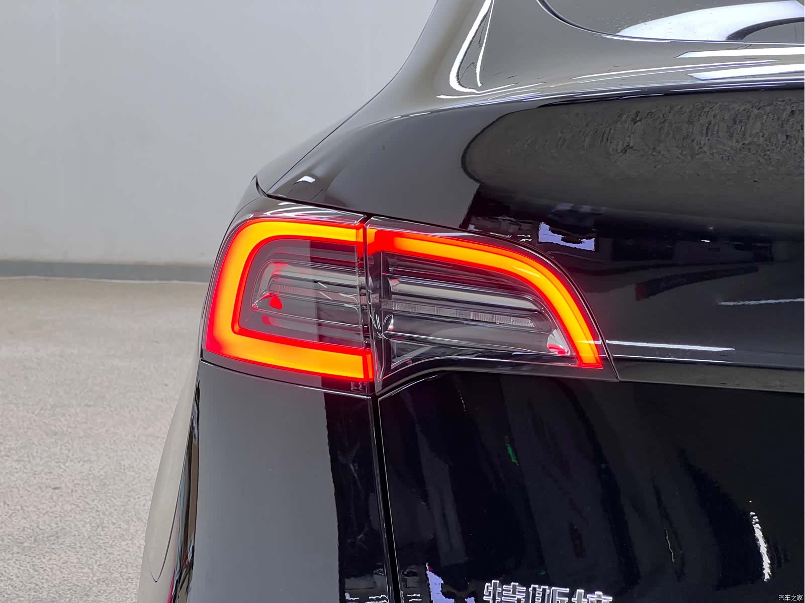 Tesla Model Y, 2023 11