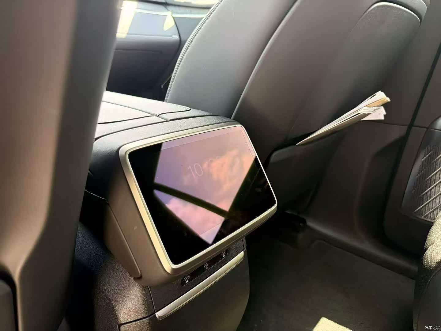 NIO L90, 2025 8