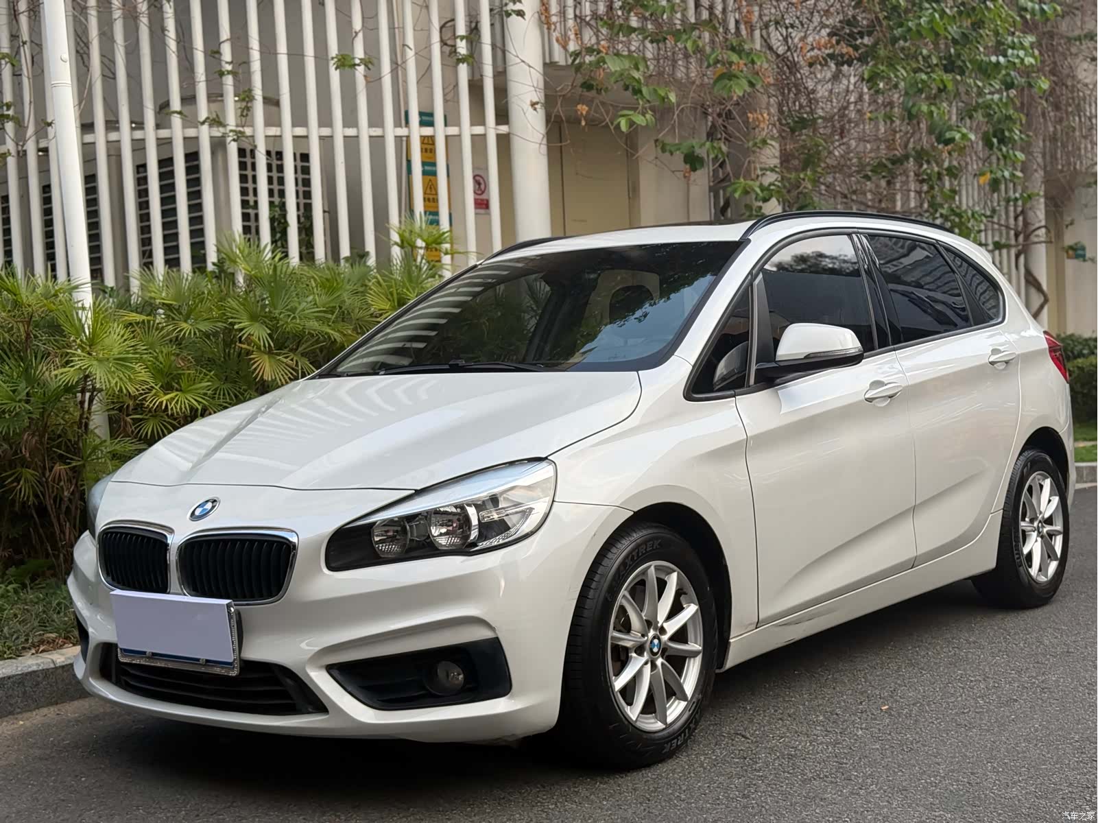 BMW 2 Series, 2016 1