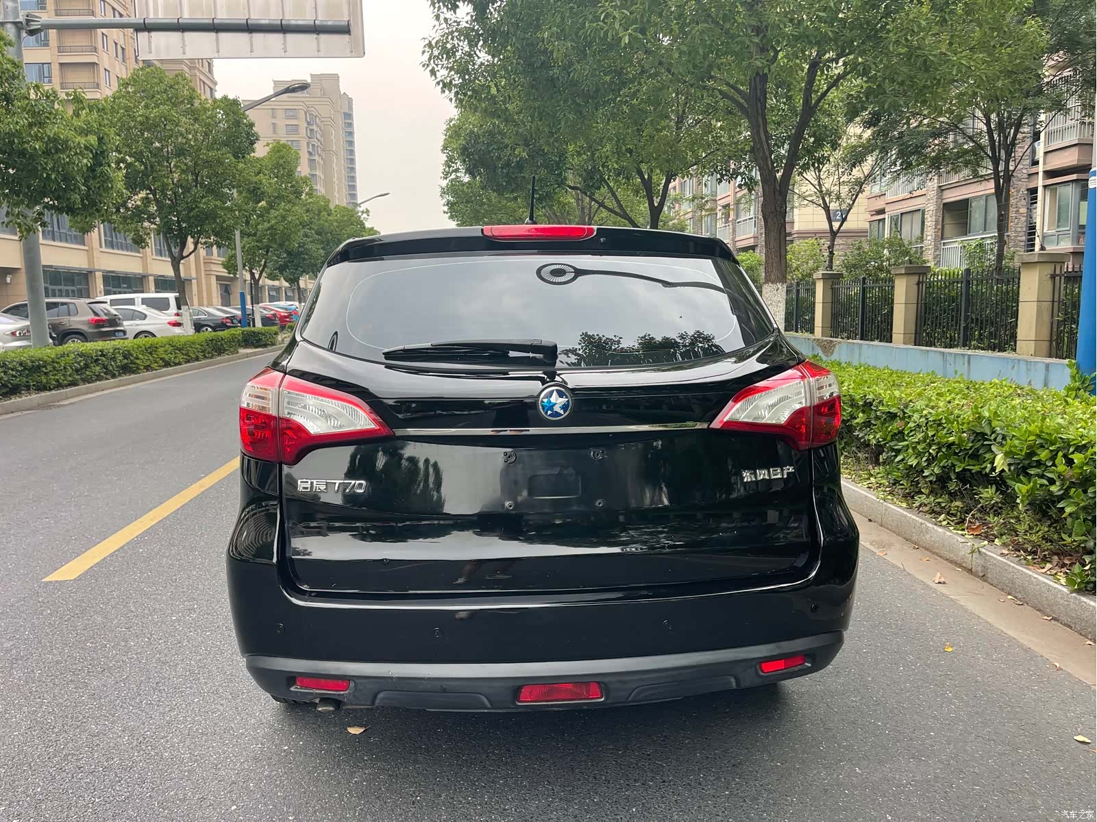 Nissan T70, 2015 4