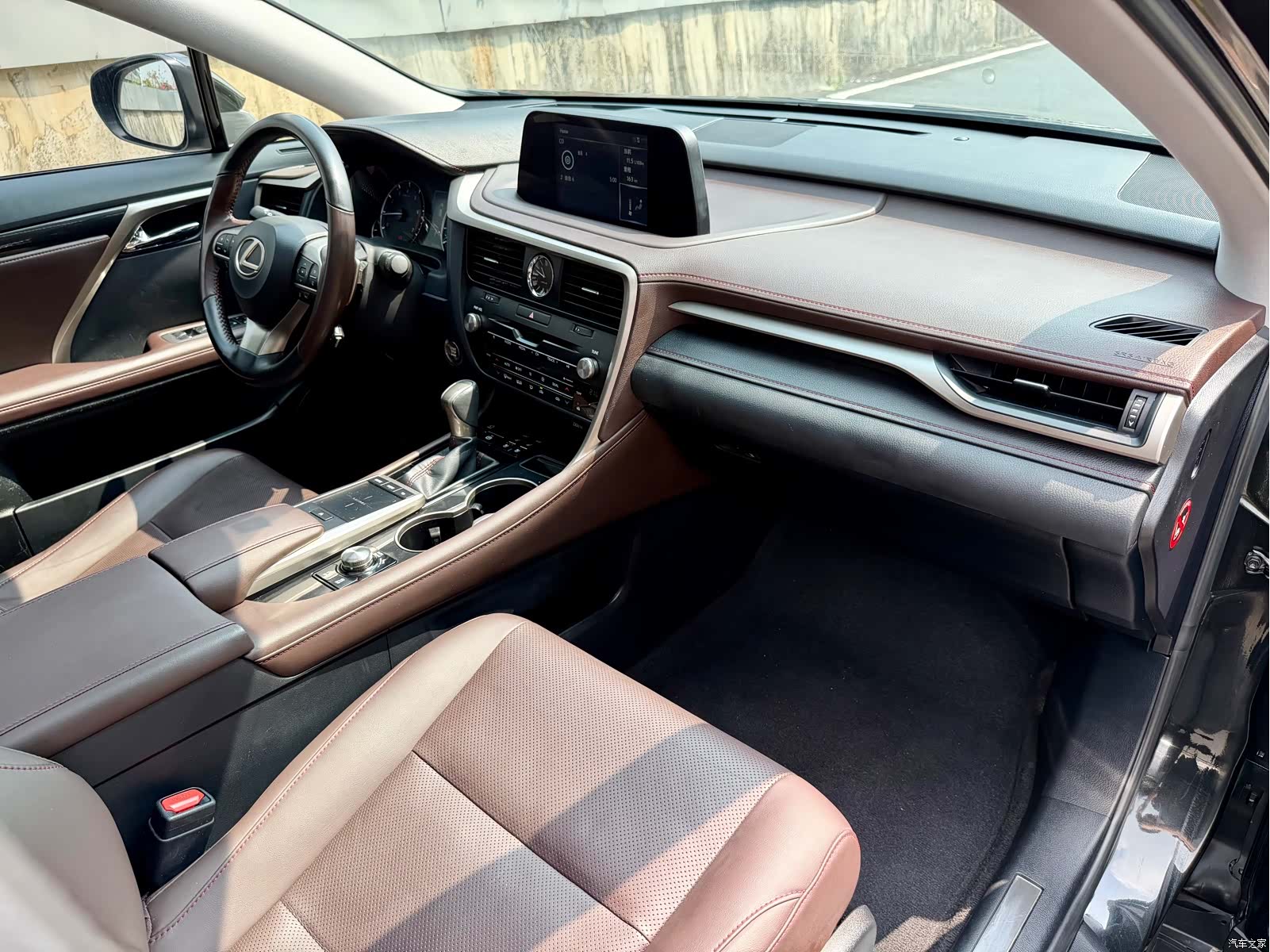 Lexus RX, 2020 25