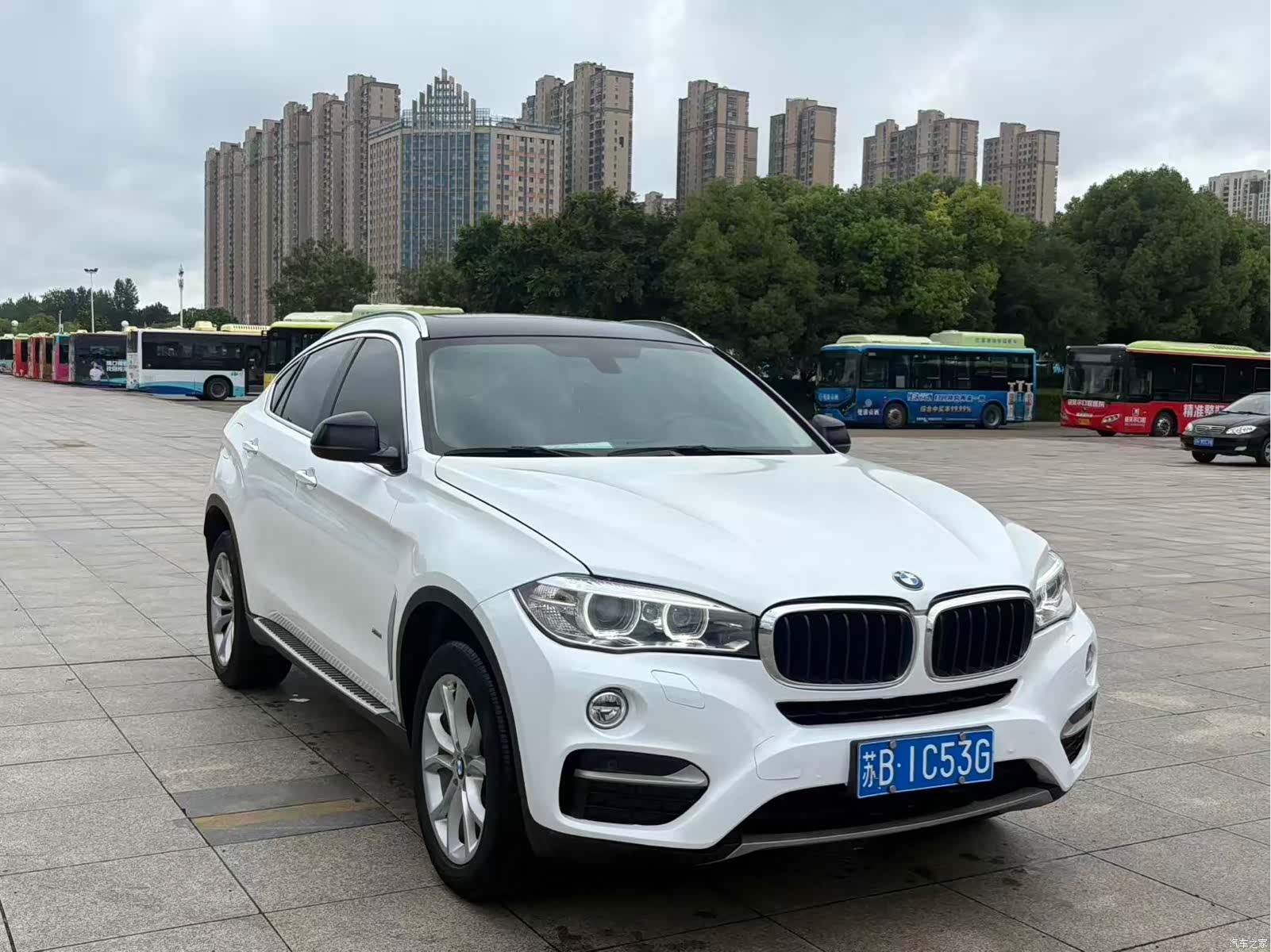 BMW X6, 2016 3