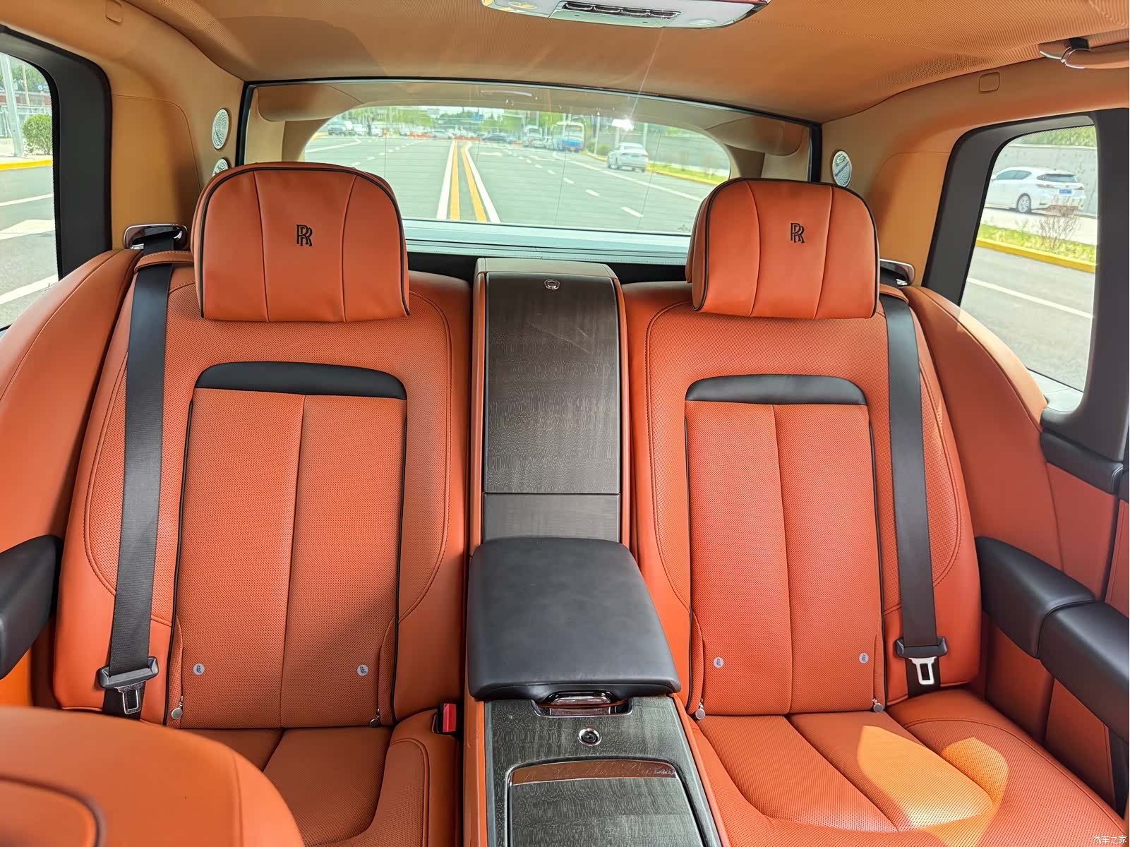 Rolls-Royce Cullinan, 2019 22