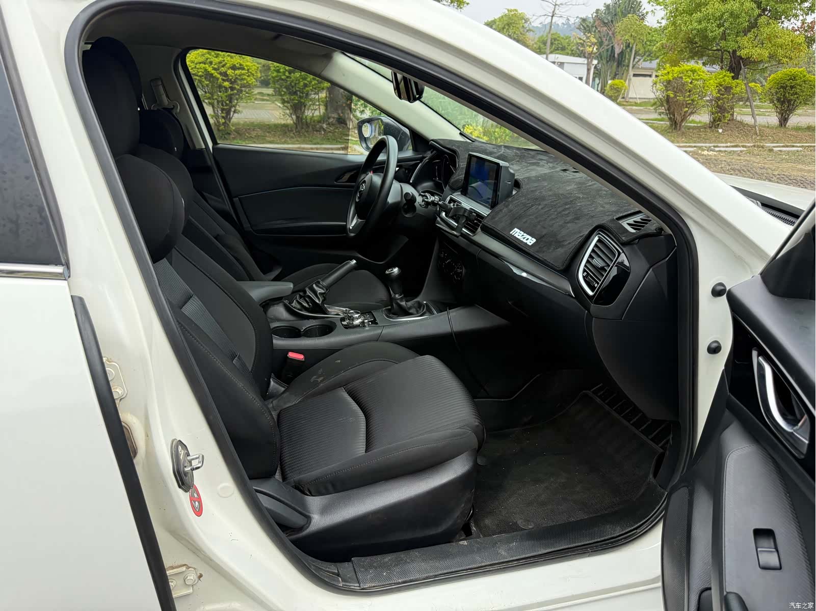 Mazda Mazda3, 2016 16