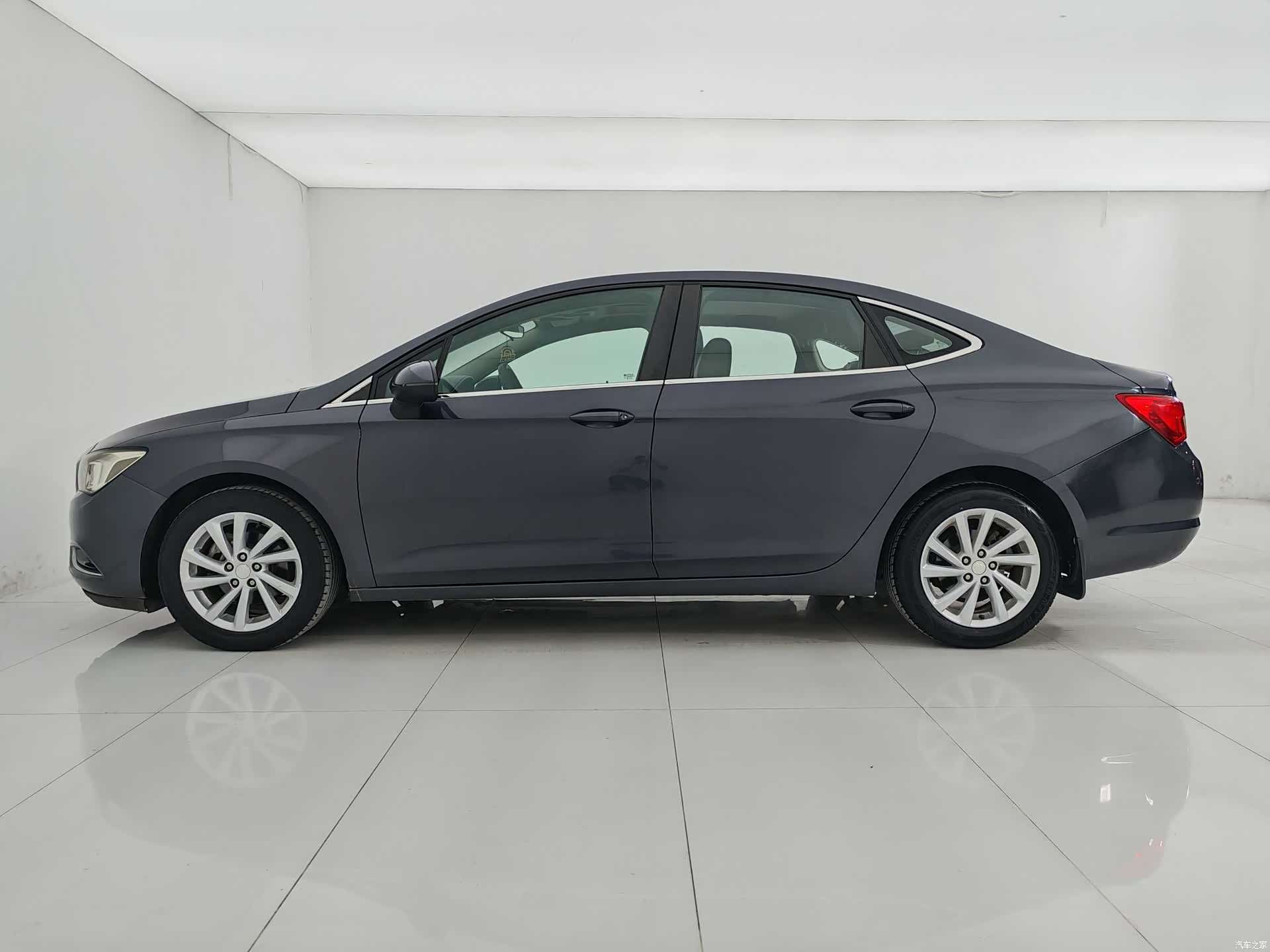 Buick Verano, 2017 11