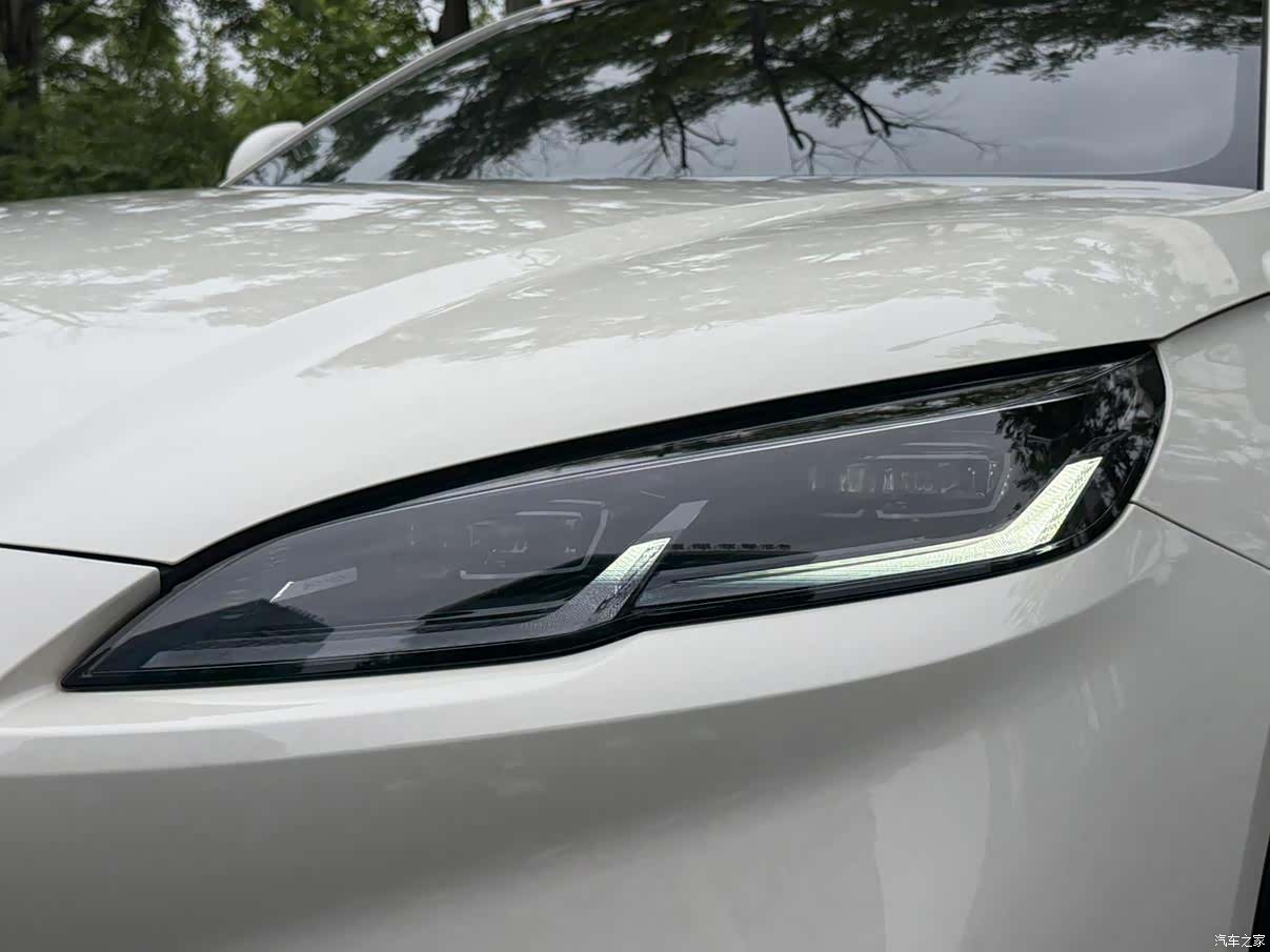 BYD Seal, 2024 8