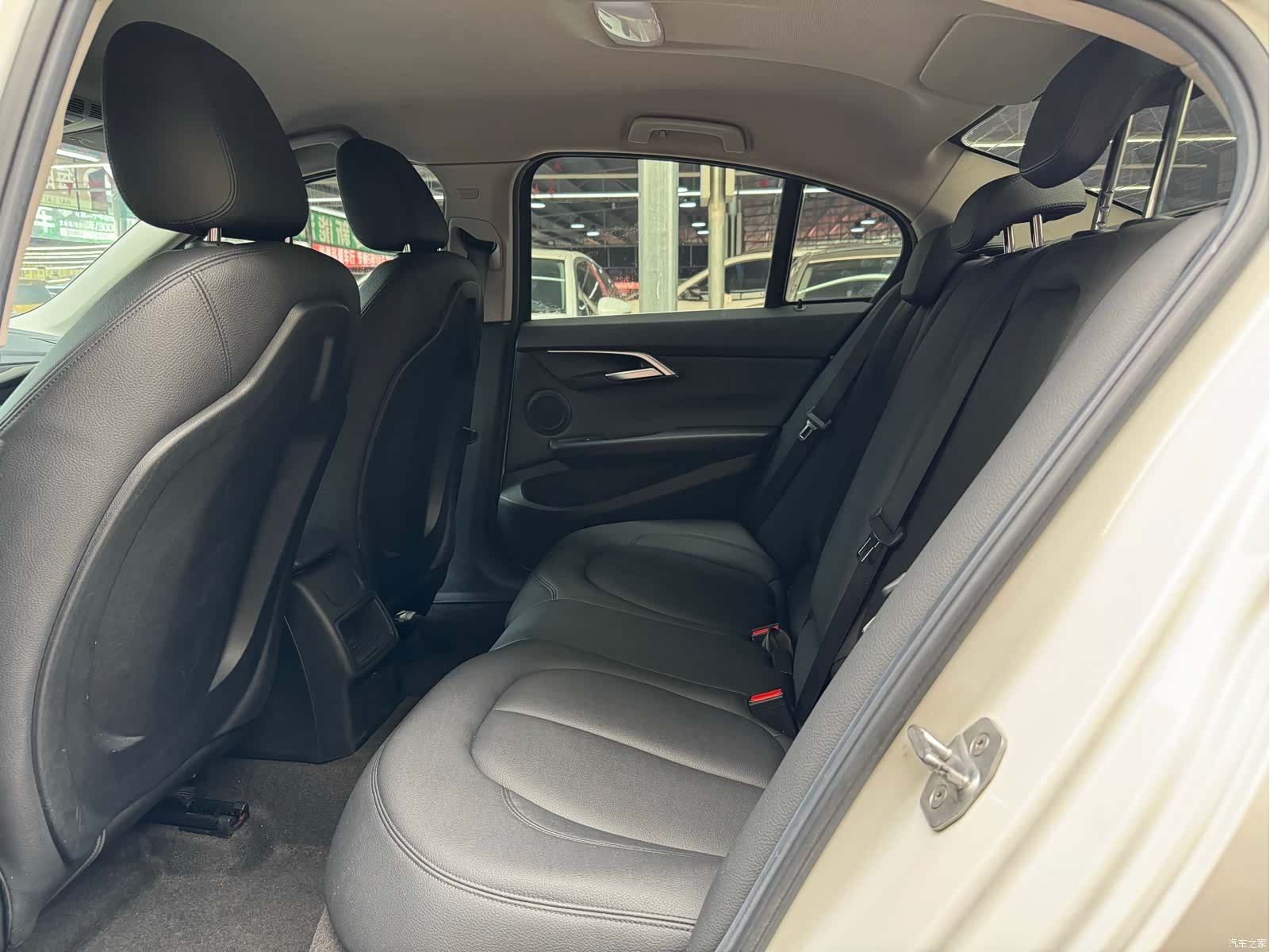 BMW 1 Series, 2019 10