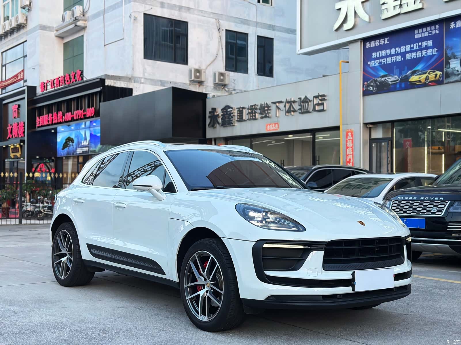 Porsche Macan, 2023 3