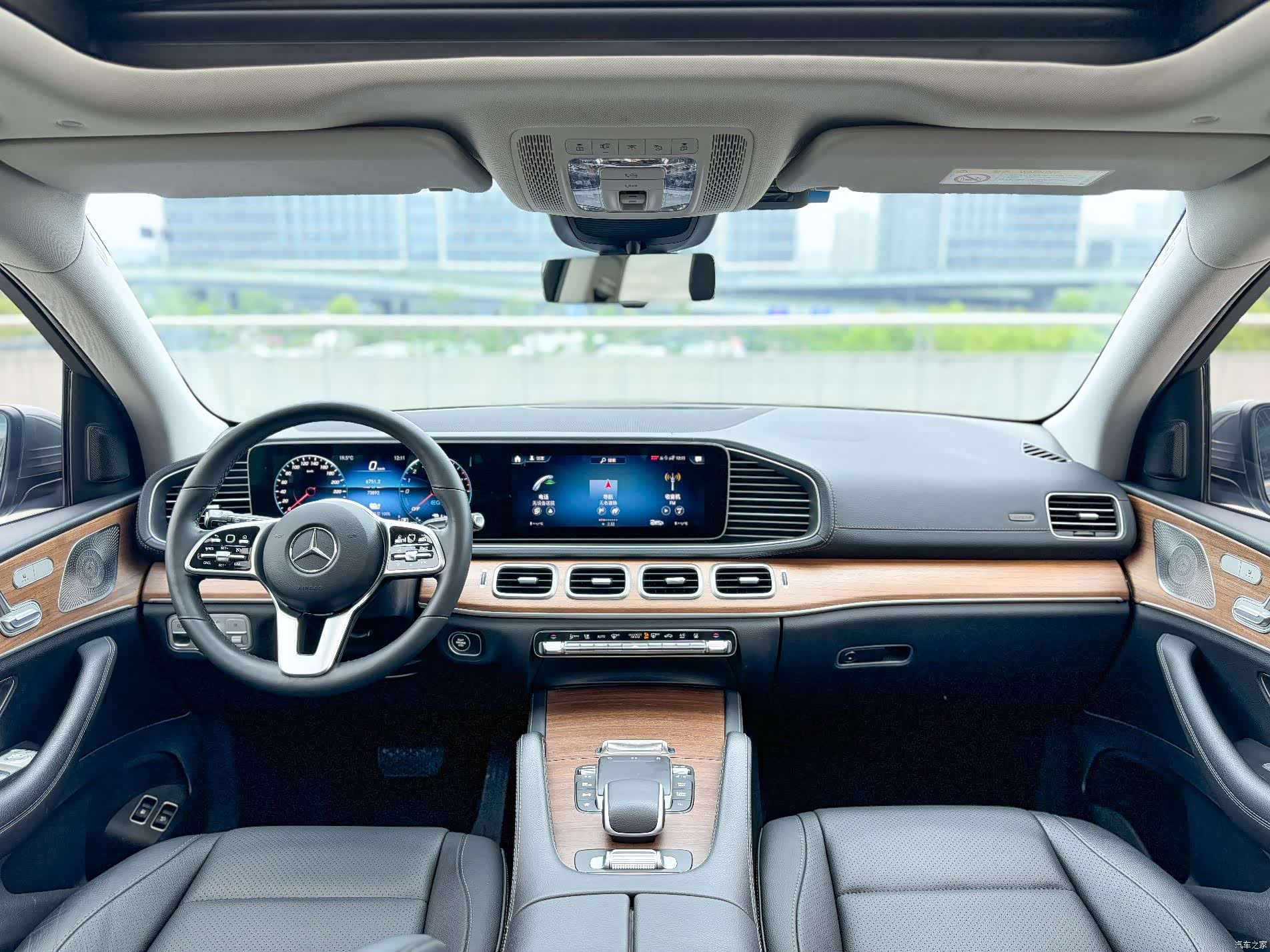 Mercedes-Benz GLE, 2022 11