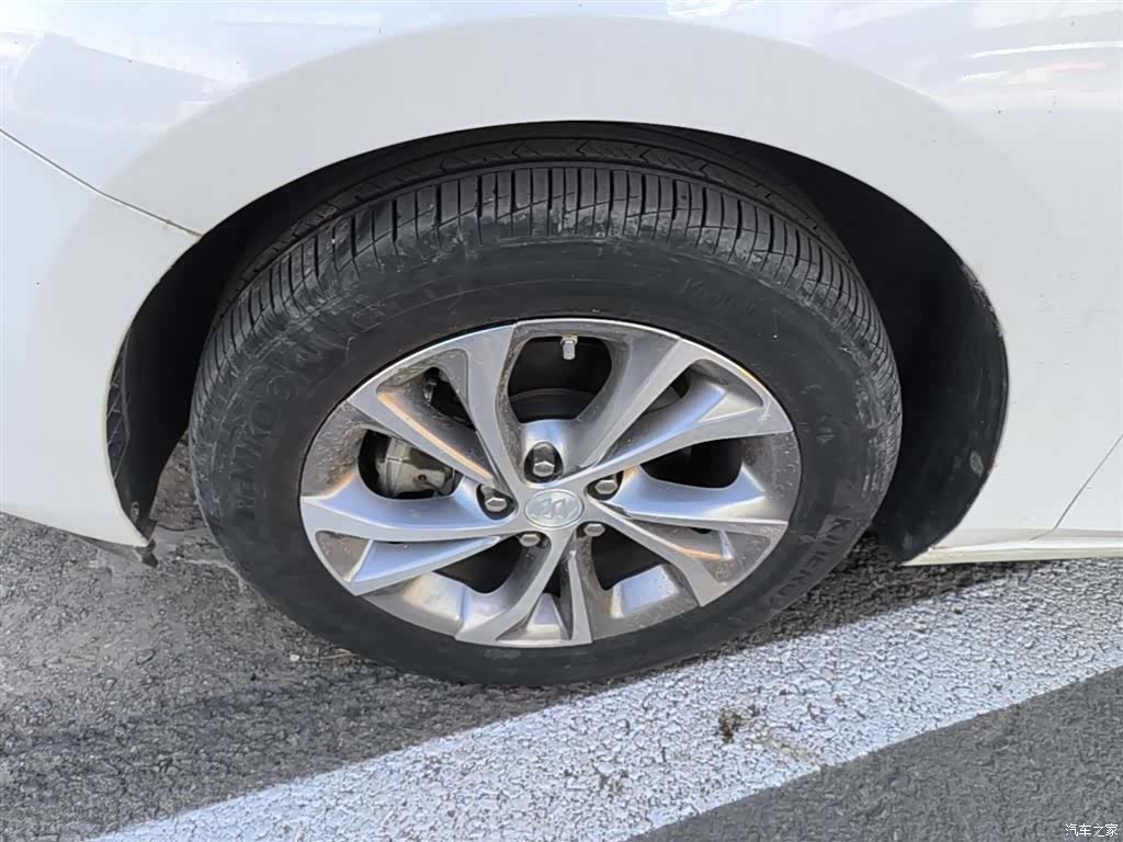 Buick Verano, 2022 23