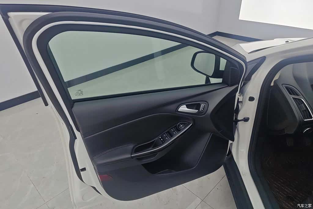Ford Focus, 2017 7