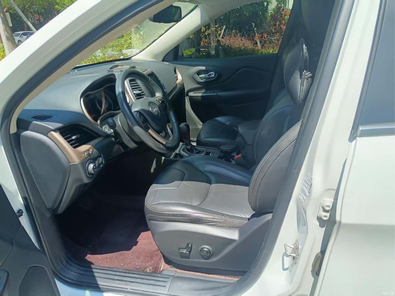 Jeep Cherokee, 2016 8