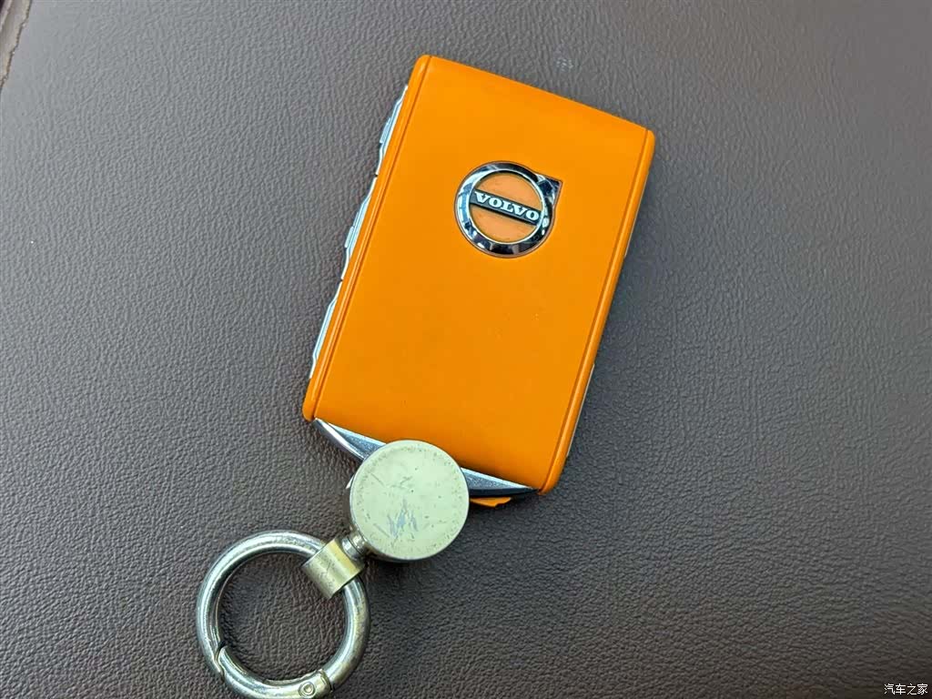 Volvo S60, 2023 12